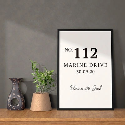  Black Frame